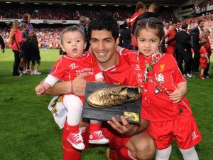 luis-suarez-boot